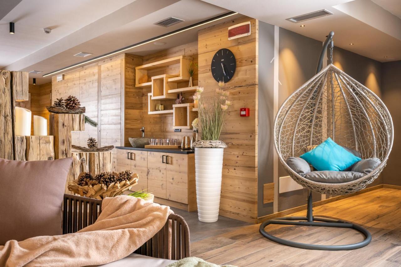 Cesa Edelweiss Living & Spa Campitello di Fassa Bagian luar foto