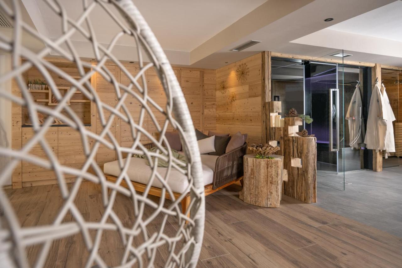 Cesa Edelweiss Living & Spa Campitello di Fassa Bagian luar foto