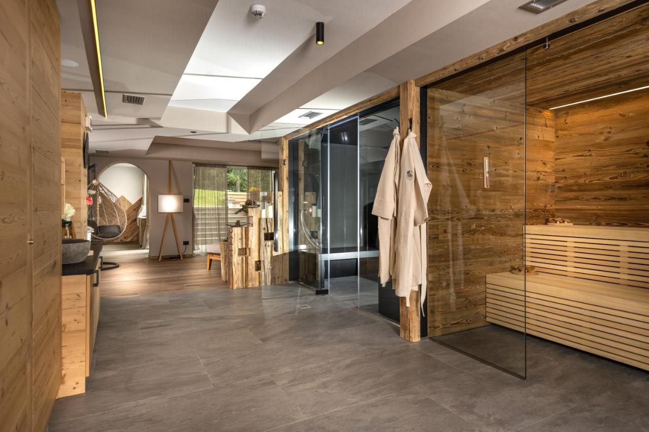 Cesa Edelweiss Living & Spa Campitello di Fassa Bagian luar foto