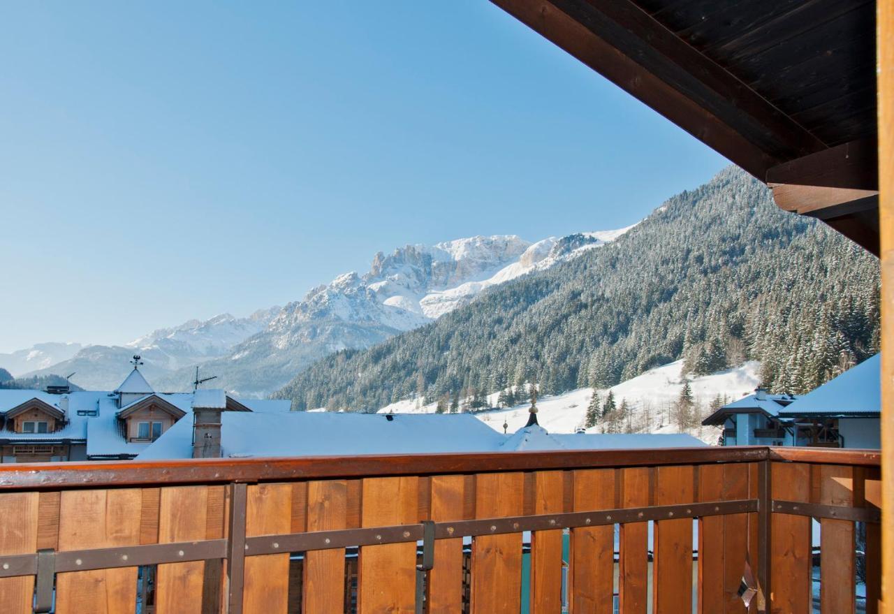 Cesa Edelweiss Living & Spa Campitello di Fassa Bagian luar foto