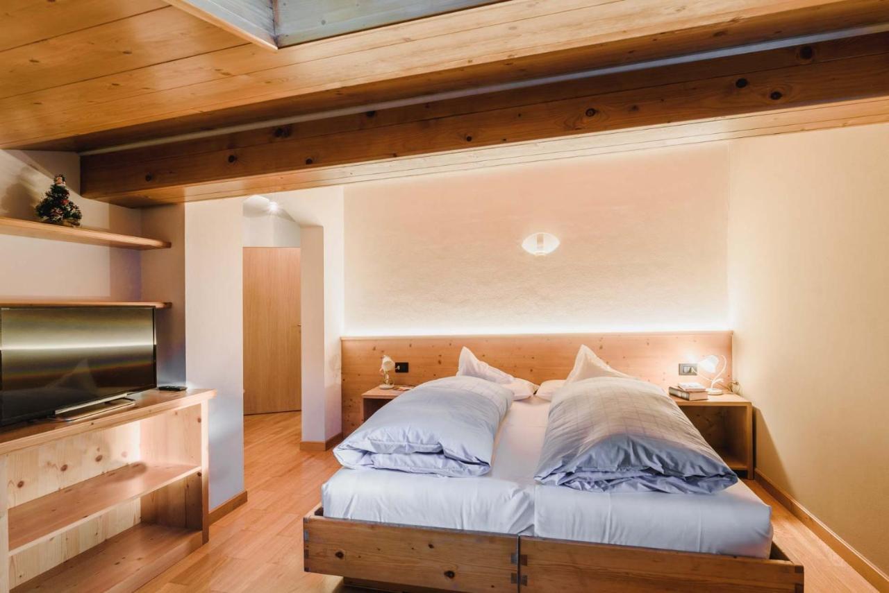 Cesa Edelweiss Living & Spa Campitello di Fassa Bagian luar foto