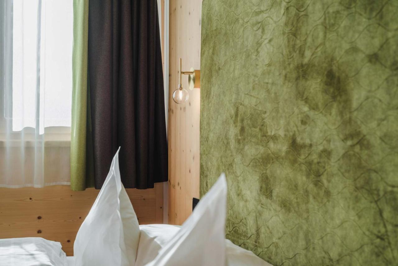 Cesa Edelweiss Living & Spa Campitello di Fassa Bagian luar foto