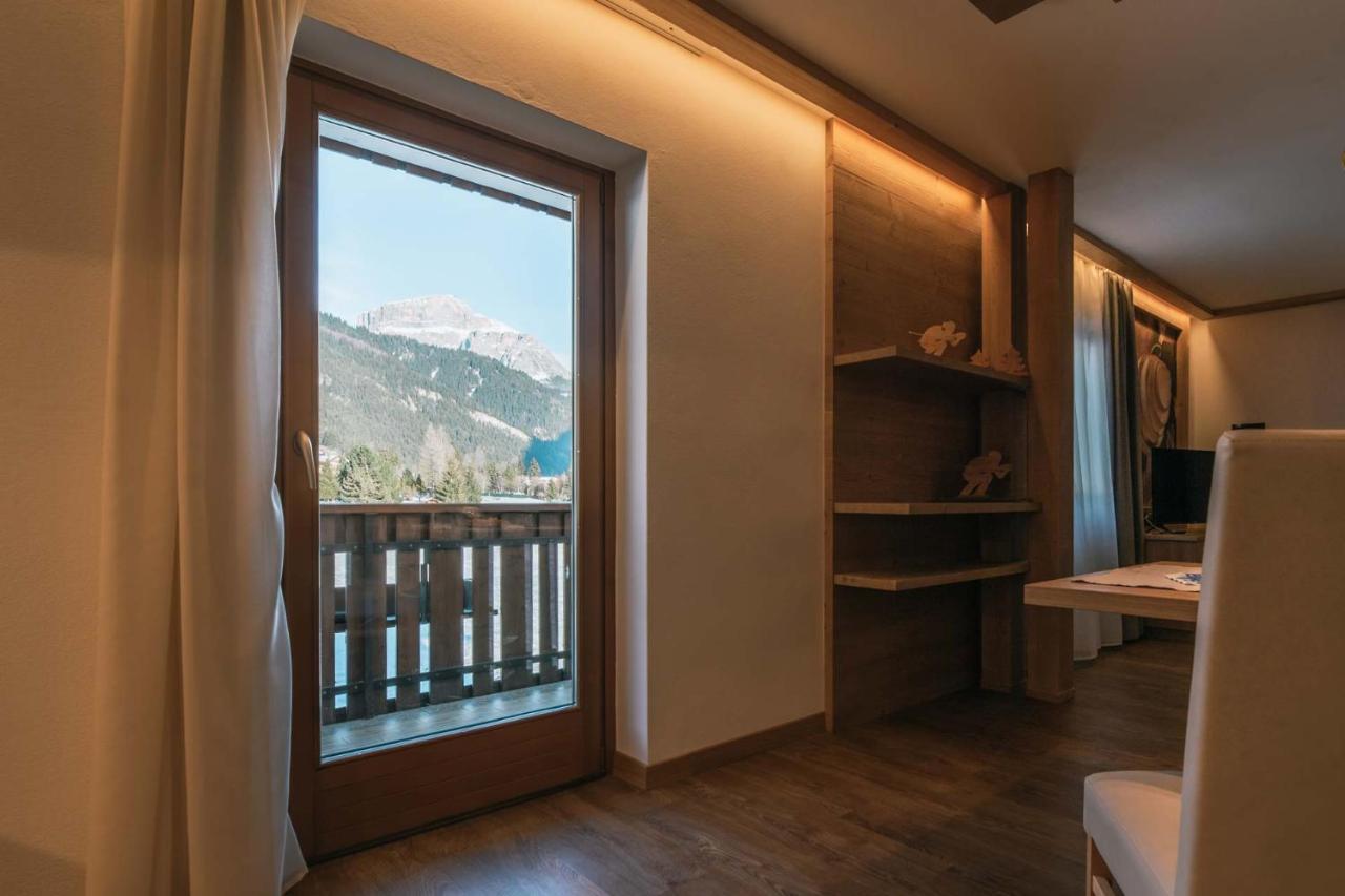 Cesa Edelweiss Living & Spa Campitello di Fassa Bagian luar foto