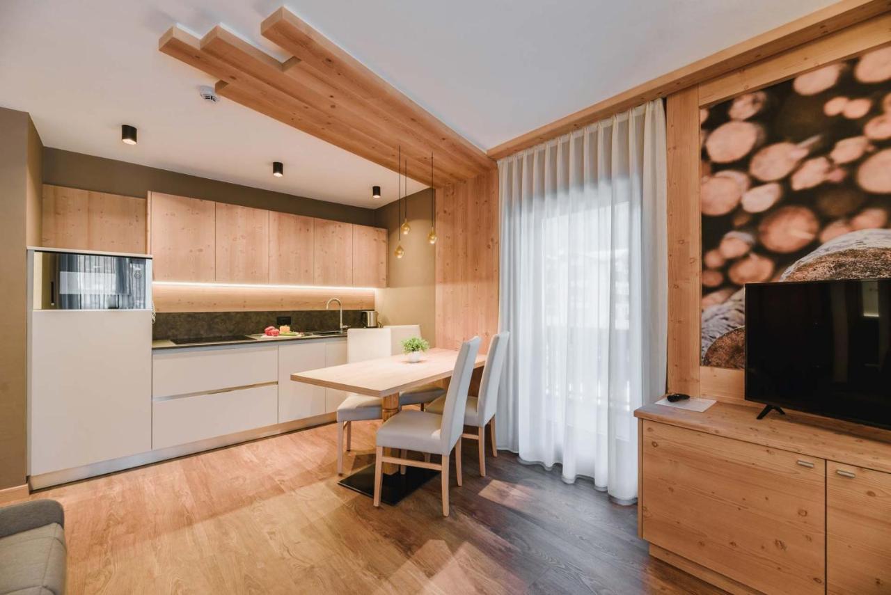 Cesa Edelweiss Living & Spa Campitello di Fassa Bagian luar foto